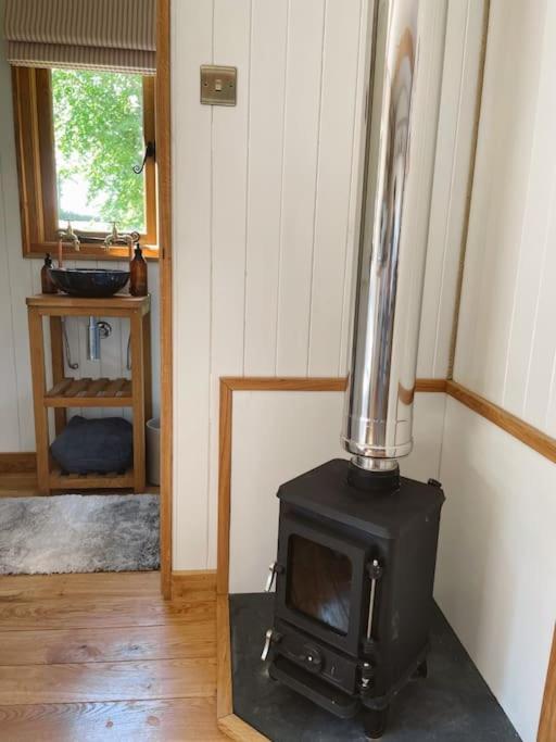 The Hereford Hut, Charming 1 Bedroom Shepherds Hut Callow Luaran gambar