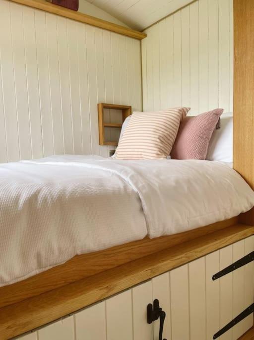 The Hereford Hut, Charming 1 Bedroom Shepherds Hut Callow Luaran gambar