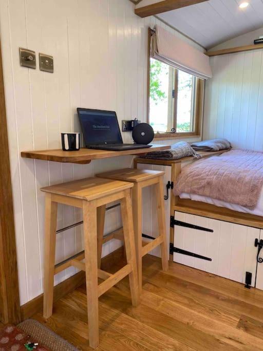 The Hereford Hut, Charming 1 Bedroom Shepherds Hut Callow Luaran gambar